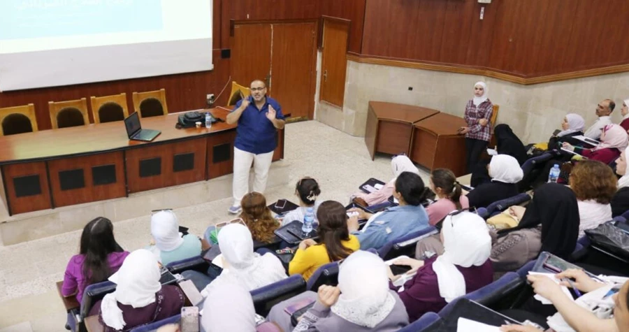 العلامات الحمراء في العلاج الفيزيائي” دورة تدريبية للمعالجين في جامعة حمص