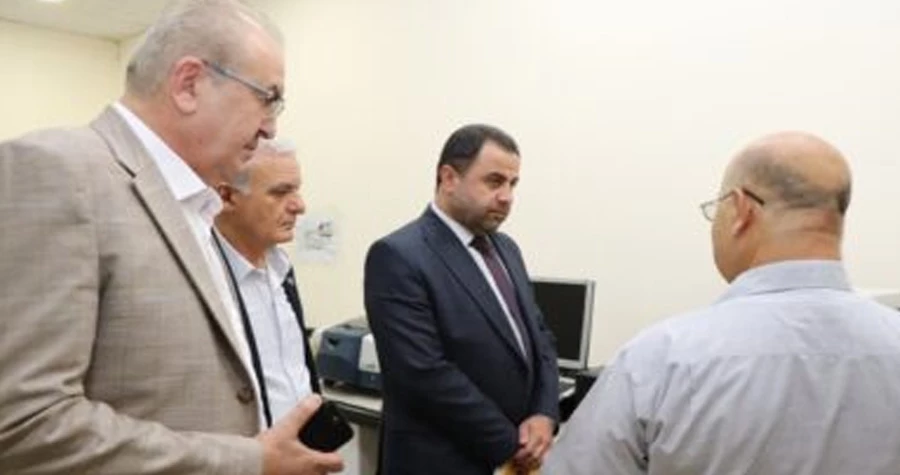 الدكتور سويد يتفقد الجامعة الدولية الخاصة للعلوم والتكنولوجيا ويؤكد على جودة التعليم والبحث العلمي