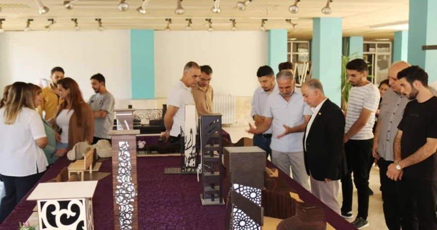 رؤى معمارية واعدة في معرض مشاريع طلاب هندسة العمارة بجامعة حمص