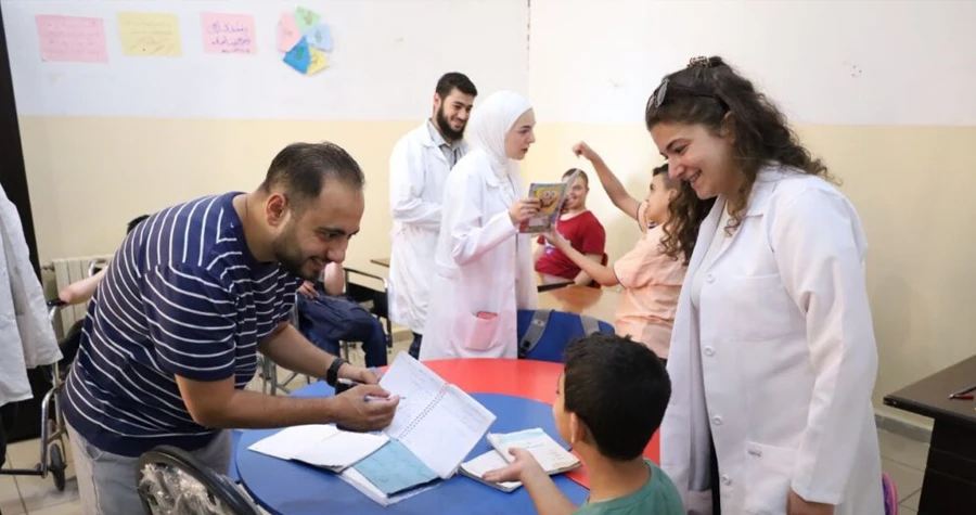 جامعة حمص تنظم دورة تدريبية متخصصة لتأهيل طلاب وخريجي العلاج الفيزيائي في مجال الشلل الدماغي