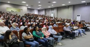 لقاء موسّع في جامعة المنارة لمناقشة القضايا الطلابية وتعزيز بيئة جامعية إيجابية