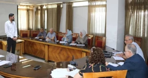 مقابلات لفحص أهلية التدريس واللياقة الصحية للخريجين الأوائل