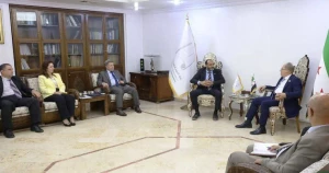 وزير التعليم العالي والبحث العلمي يلتقي مع وفد مجلس أمناء جامعة قرطبة الخاصة
