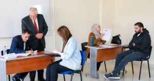 امتحان الملازمة في كلية الصيدلة بحضور ممثلي نقابة الصيادلة