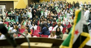 جامعة الحواش الخاصة تحتفل بالذكرى الأولى لتحرير سورية بحفل وطني في مسرح الجامعة
