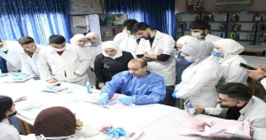 من النظرية إلى التطبيق العملي: محاضرة تفاعلية في طب الفم