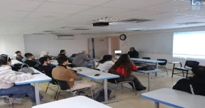 لقاء أكاديمي توجيهي لمتابعة متطلبات المشاريع الفصلية