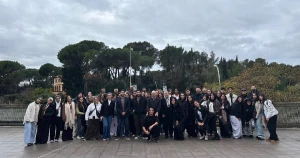 تجارب تعليمية لطلاب الأكاديمية العربية للعلوم والتكنولوجيا في جامعة برشلونة المستقلة