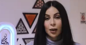 جامعة المنارة تنظم ورشة تدريبية لطلبة الهندسة المعمارية حول صناعة الديكورات الرمضانية