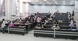 وسط أجواء منضبطة ومستلزمات متكاملة.. تواصل وسط أجواء منضبطة ومستلزمات متكاملة.. تواصل الامتحانات الجامعية في جامعة حماة في جامعة حماة